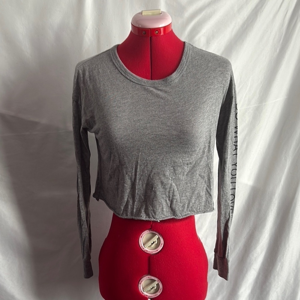 Garage Gray Crop T-Shirt with Cropped Style XS296